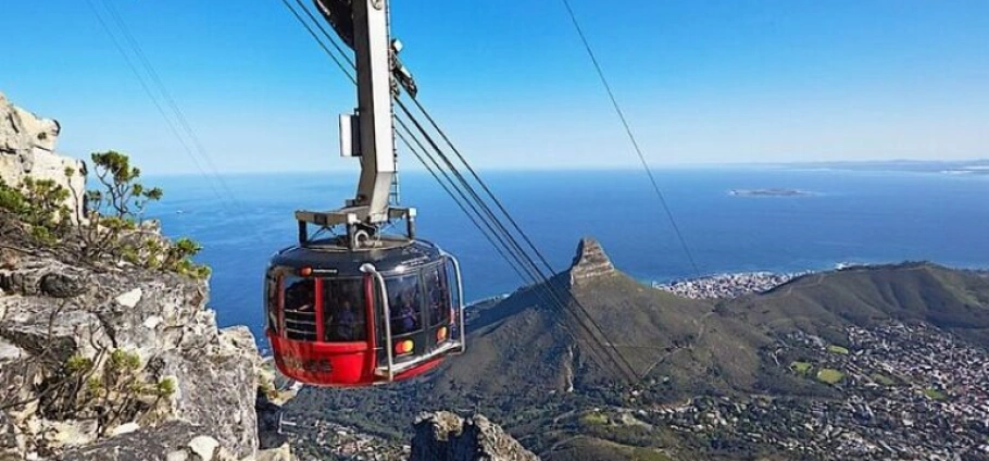 Cape Town Private Landmarks Tour Experience-12
